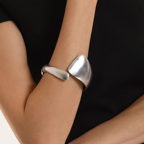 Brazalete Rígido 4 Cm Non Solo Bella